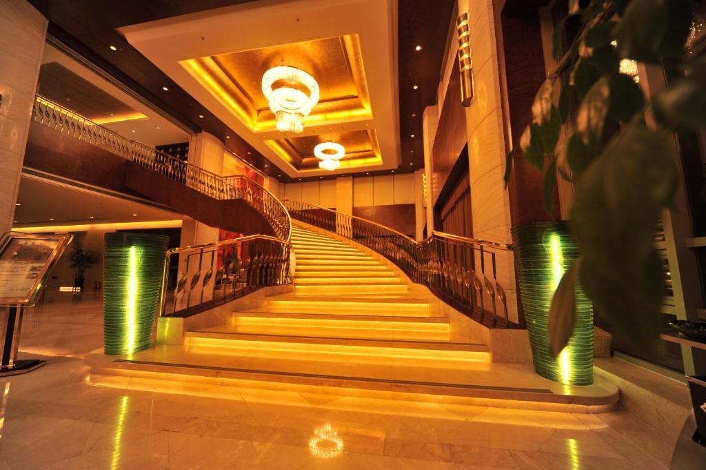 S&N Dalian Hotel ภายนอก รูปภาพ