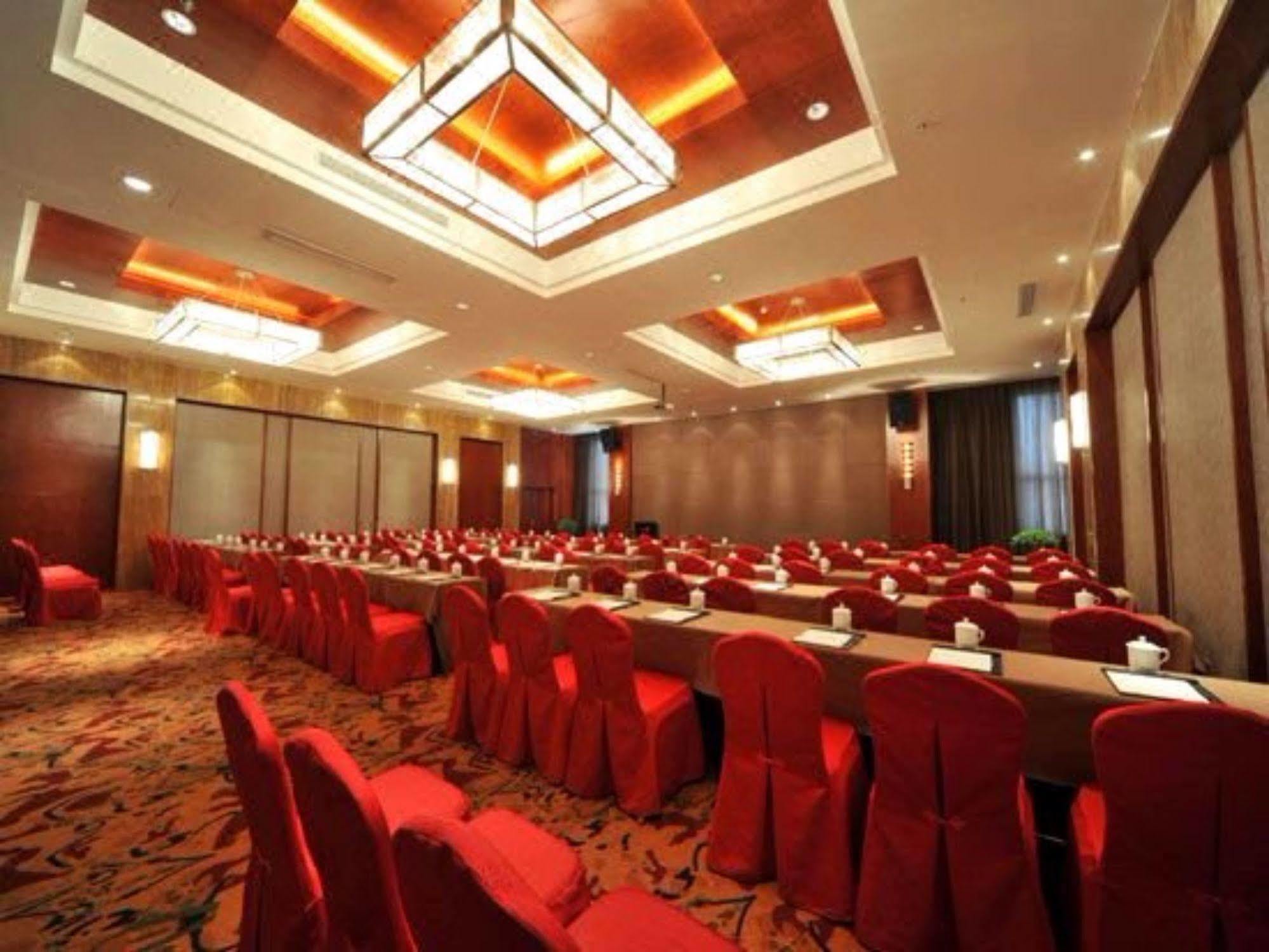 S&N Dalian Hotel ภายนอก รูปภาพ