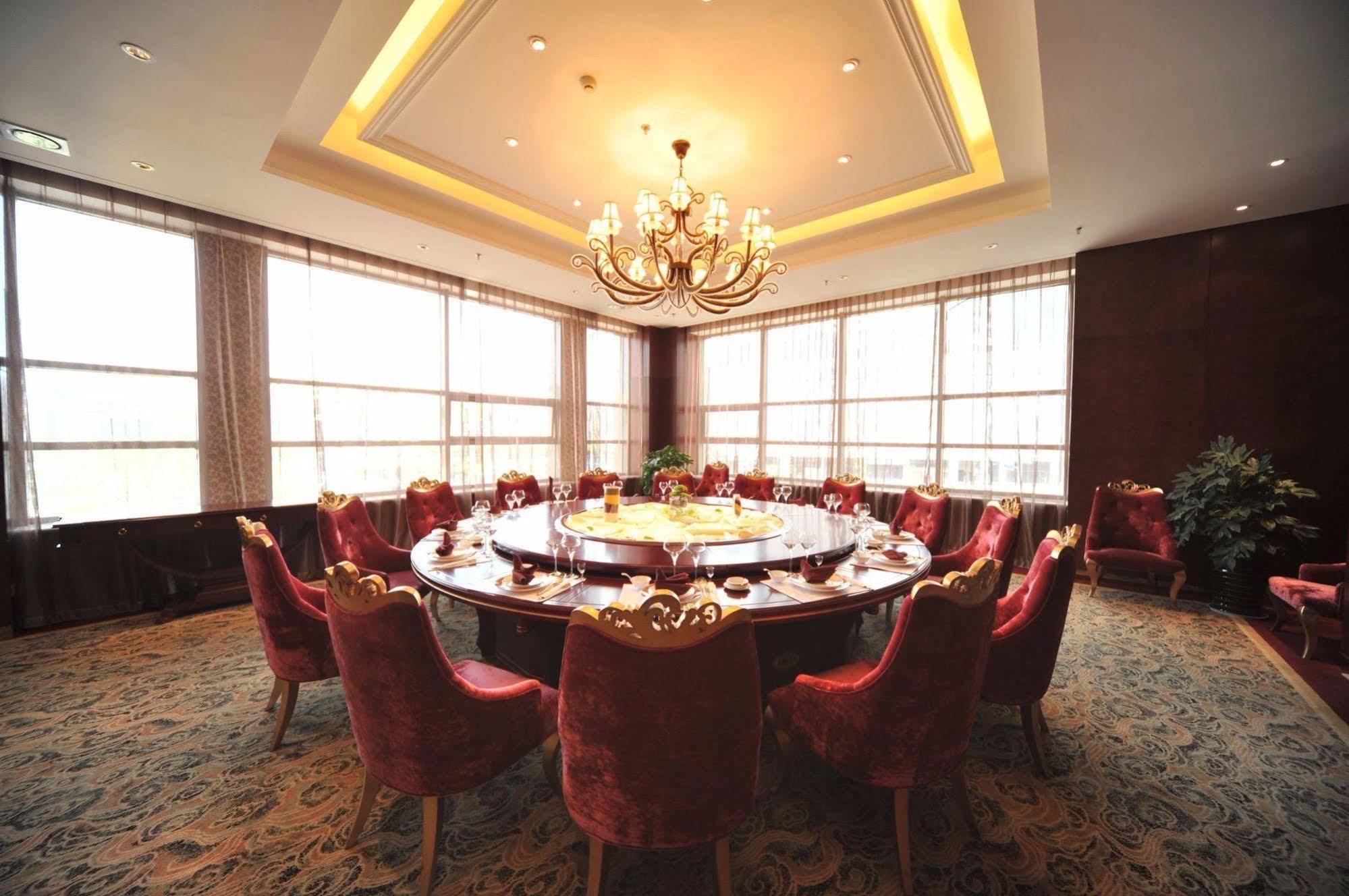 S&N Dalian Hotel ภายนอก รูปภาพ