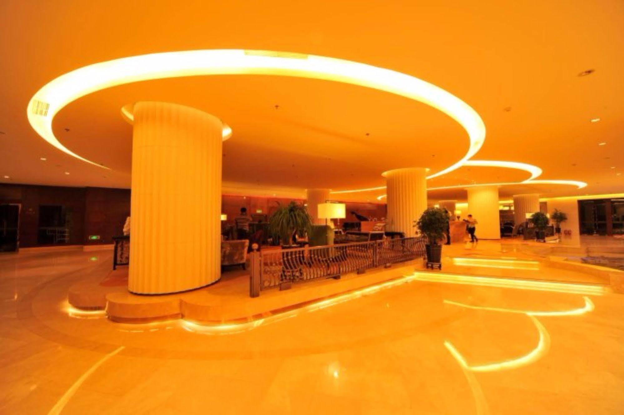S&N Dalian Hotel ภายนอก รูปภาพ