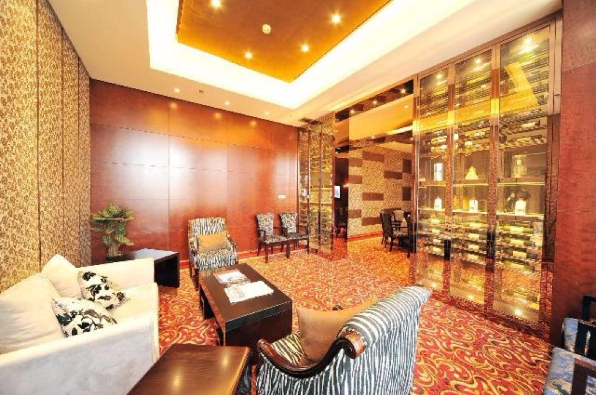 S&N Dalian Hotel ภายนอก รูปภาพ